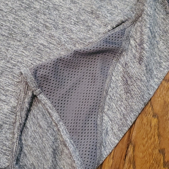 Top - Picture 3 of 4